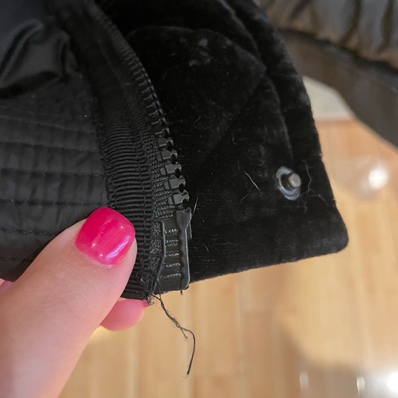 Moncler Margaret Down Jacket Size 1 - Picture 10 of 10